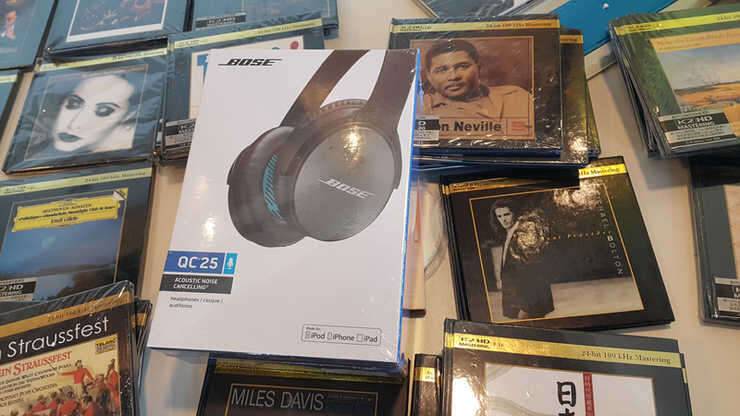보스 노이즈캔슬링 헤드폰 BOSE QC25 (중고장터 - 비낚시용품)