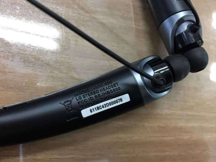 HBS500 블루투스 이어폰팝니다 (중고장터 - 비낚시용품)
