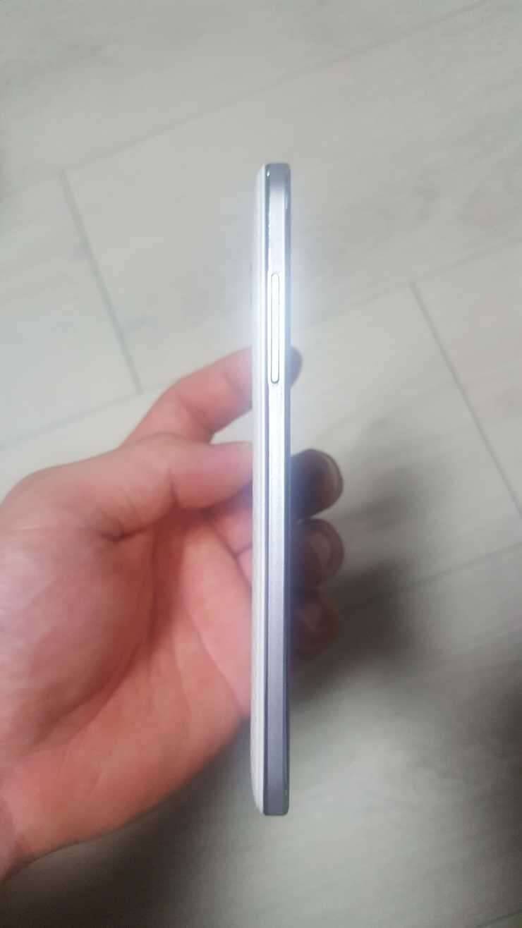 중고폰 갤럭시 그랜드맥스 (중고장터 - 비낚시용품)