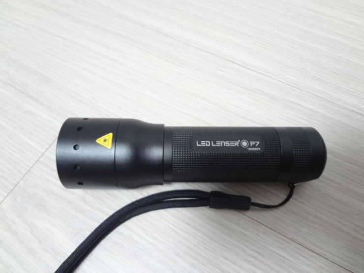 LED LENSER P78407 (중고장터 - 비낚시용품)