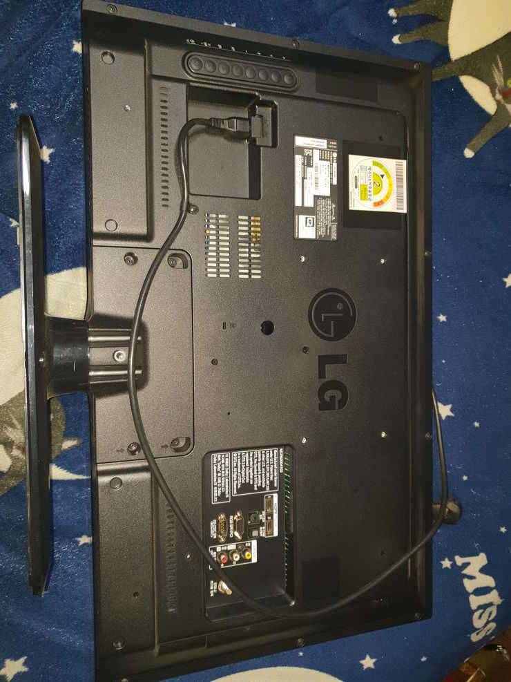LG TV 32인치 판매 (중고장터 - 비낚시용품)