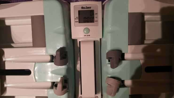 하체운동기구 레그짱과 아디다스츄리닝바지 (중고장터 - 비낚시용품)