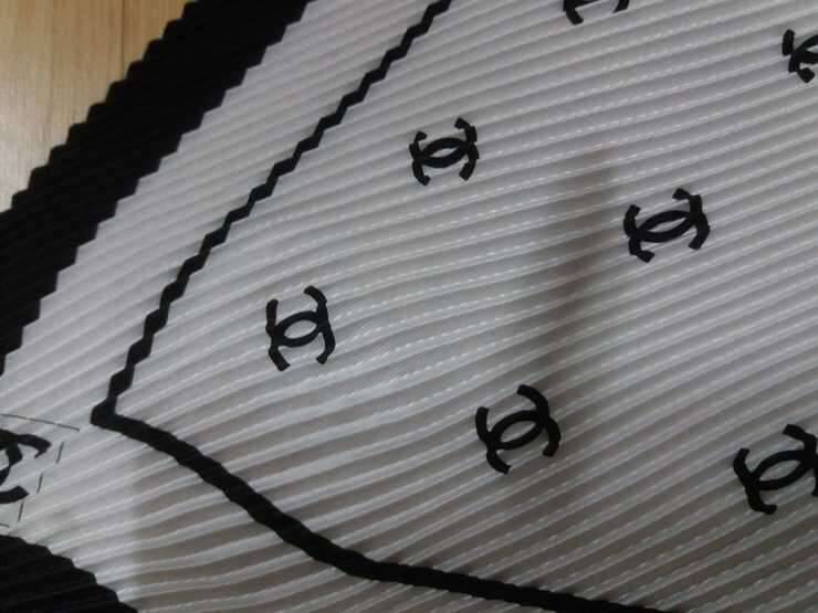 가격조정 에비스 오리털패딩 샤넬스카프 (중고장터 - 비낚시용품)