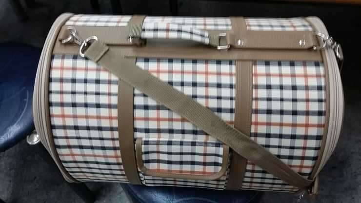 강아지또는 냥이 이동가방 (중고장터 - 비낚시용품)