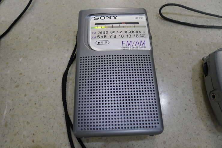 소니 라디오 (중고장터 - 비낚시용품)