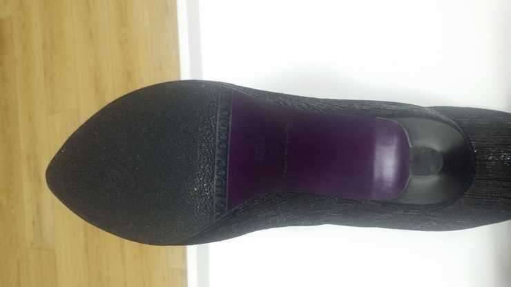 가격내림여성오리털패딩 후드티 바람막이 새제품 신발등 (중고장터 - 비낚시용품)