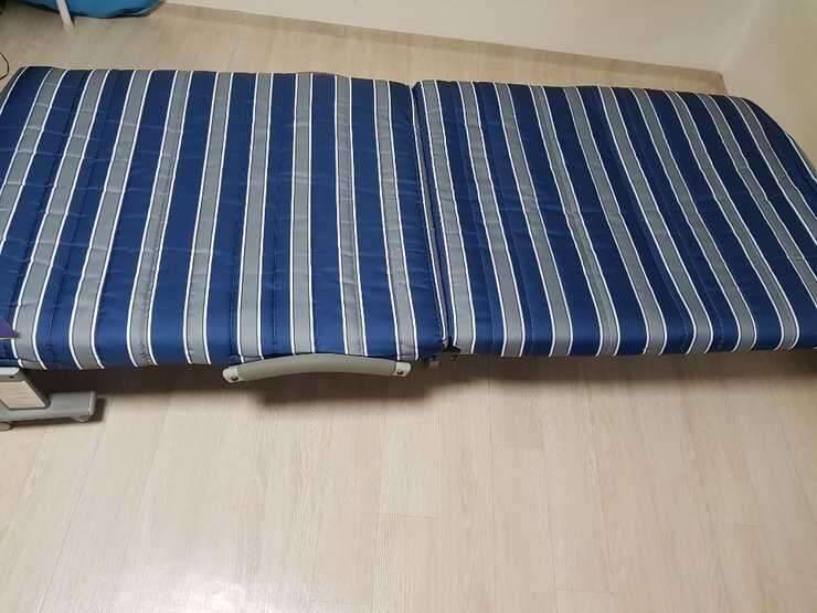 라꾸라꾸침대 및 책상팝니다 (중고장터 - 비낚시용품)