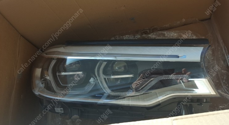 BMW 530 i흰색G30 신형헤드램프범퍼 (중고장터 - 비낚시용품)