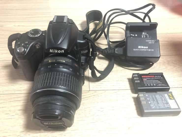 DSLR 니콘 D5000 팝니다 (중고장터 - 비낚시용품)