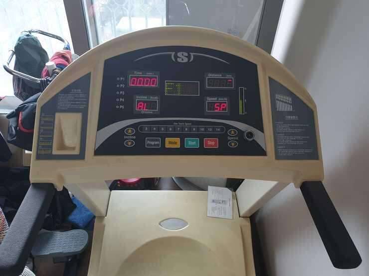 런닝머신 팝니다 절충가능 (중고장터 - 비낚시용품)