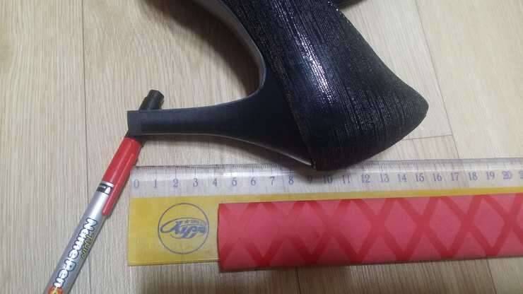 가격내림여성오리털패딩 후드티 바람막이 새제품 신발등 (중고장터 - 비낚시용품)