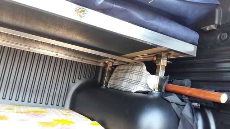 엑티언코란도스포츠 전용 선반카텐트 조합 팝니다직거래 (중고장터 - 비낚시용품)