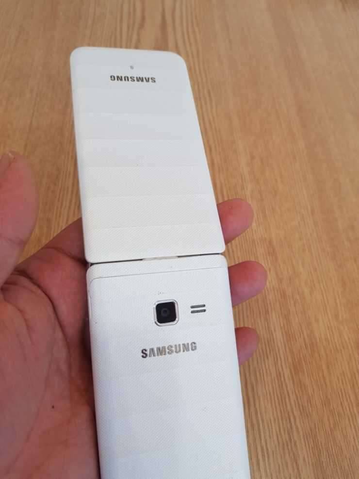 갤럭시폴더폰갤럭시폴더2 (중고장터 - 비낚시용품)