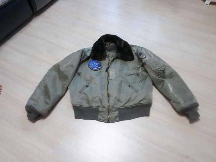 점퍼사진 (중고장터 - 비낚시용품)