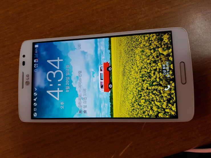 Lg u LTE ME 헨드폰 팝니다 (중고장터 - 비낚시용품)