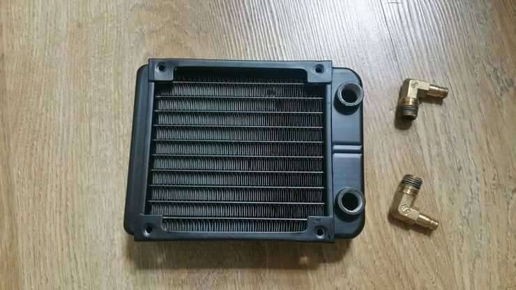 컴퓨터 라디에이터 팝니다 (중고장터 - 비낚시용품)