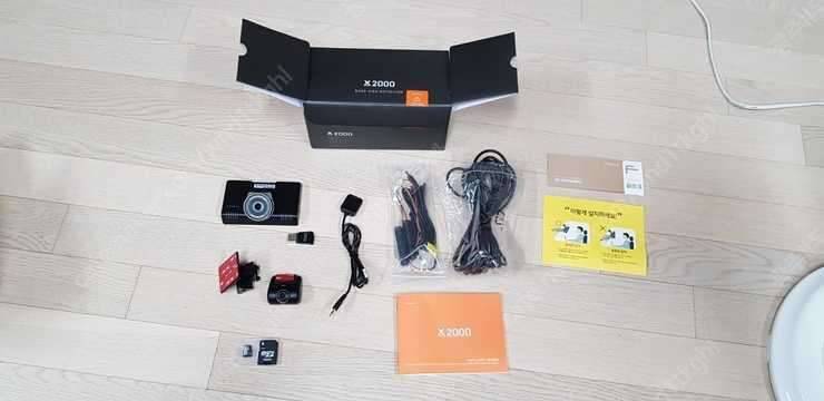 파인뷰 2채널 QHD급 블랙박스 X2000 128GB 판매합니다 (중고장터 - 비낚시용품)
