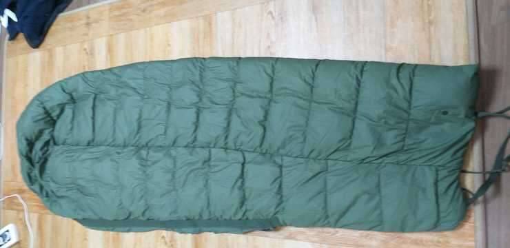 군용침낭 4만 작크고장 다른곳은 이상업구요 (중고장터 - 비낚시용품)