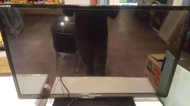 32인치 모니터 판매 (중고장터 - 비낚시용품)