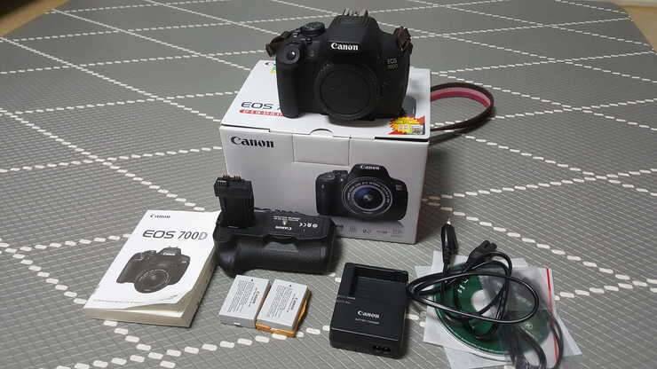 700D 사진 입니다 (중고장터 - 비낚시용품)