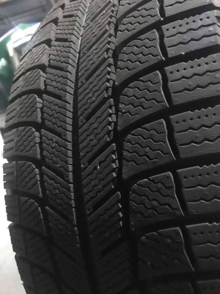 미쉘린 XICE 23550 R18 스노우윈터타이어4짝 팝니다 (중고장터 - 비낚시용품)