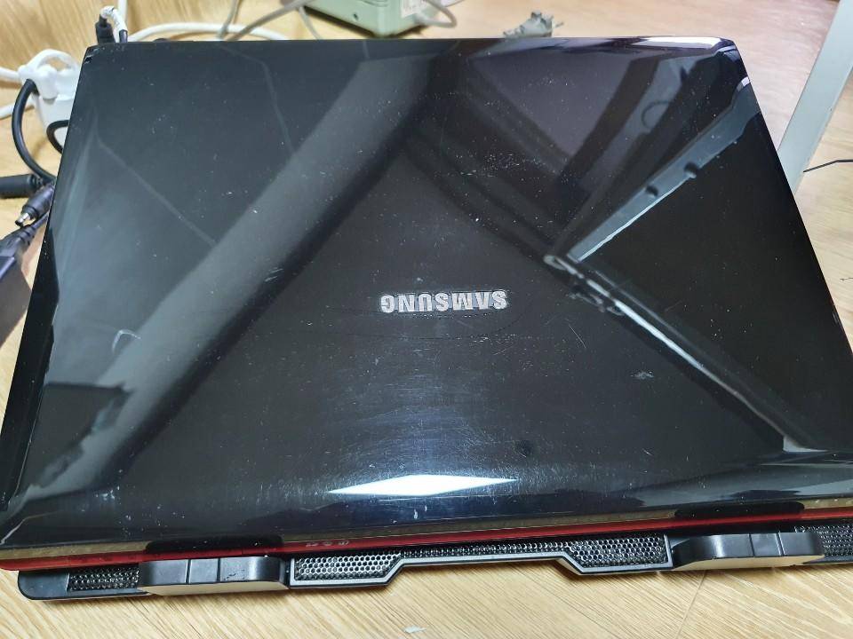 삼성 노트북 센스 R560 (중고장터 - 비낚시용품)