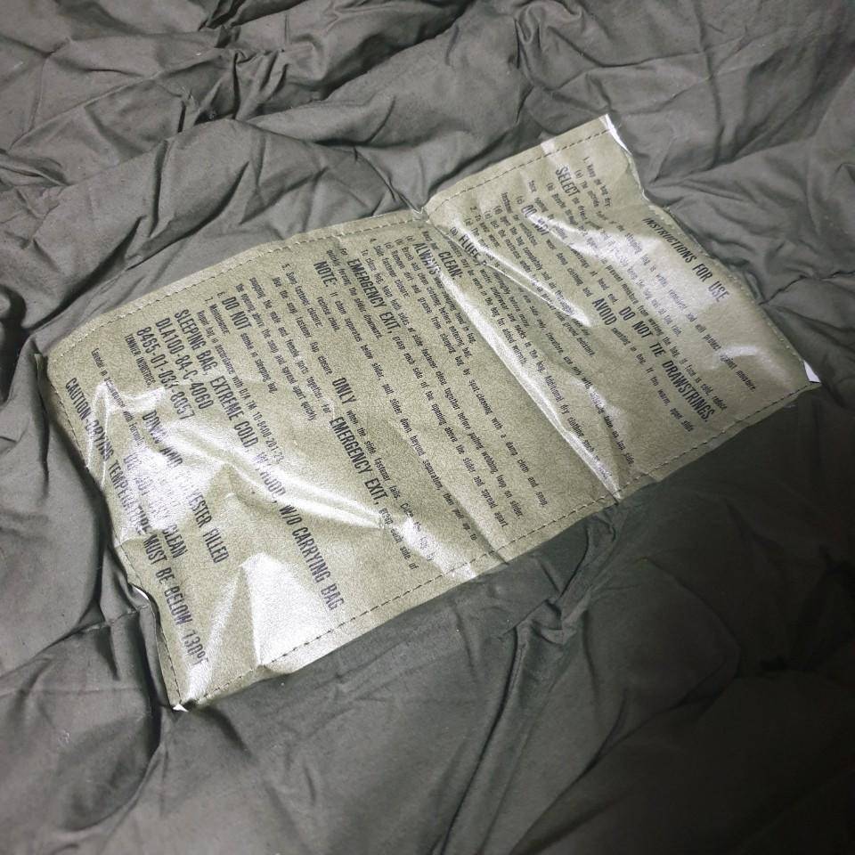 침낭 미사용 과 다운 돕바95100사즈 롱패딩 판매 합니다 (중고장터 - 비낚시용품)