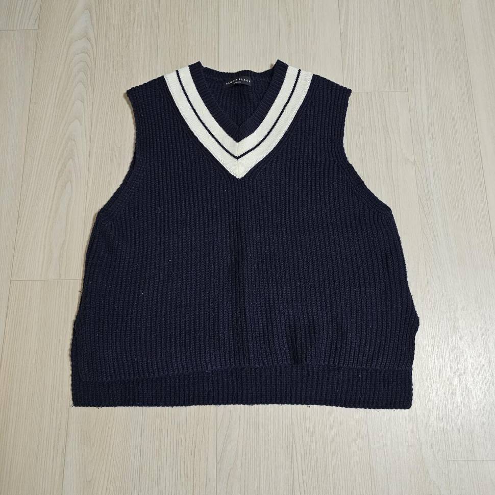 여성옷 겨울패딩 아동옷 판매합니 (중고장터 - 비낚시용품)