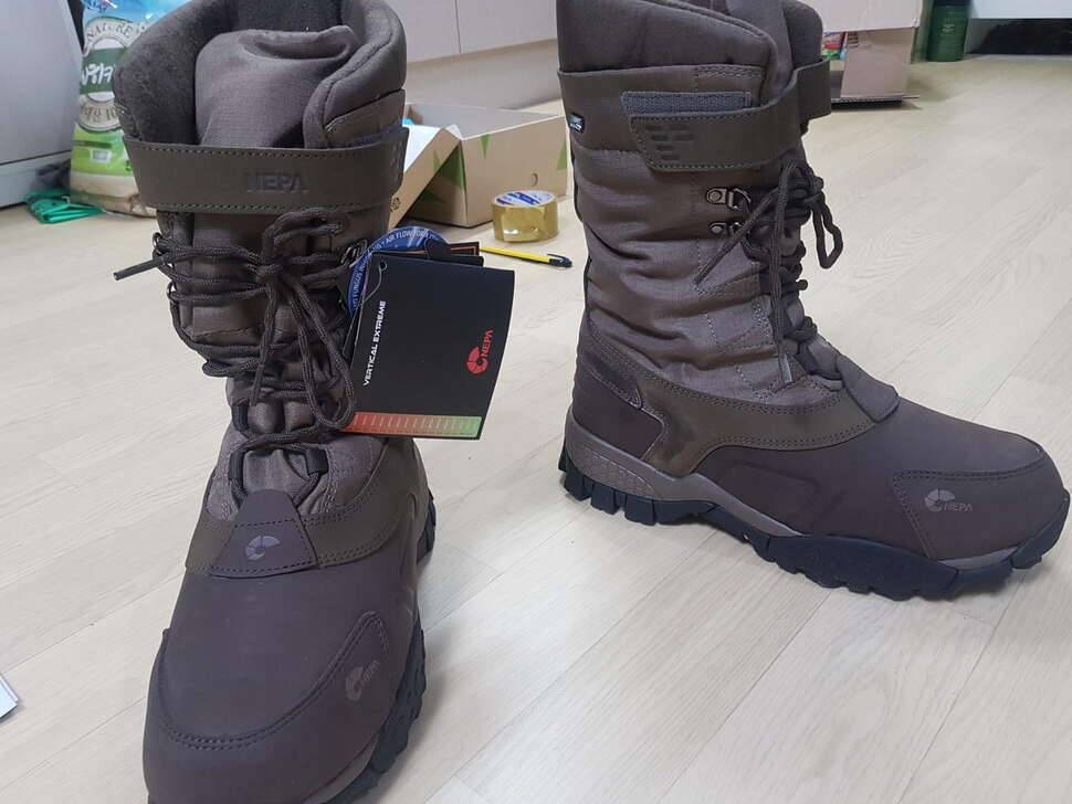 네파 방한화 팦니다280285mm고퀄리티고기능성 (중고장터 - 비낚시용품)