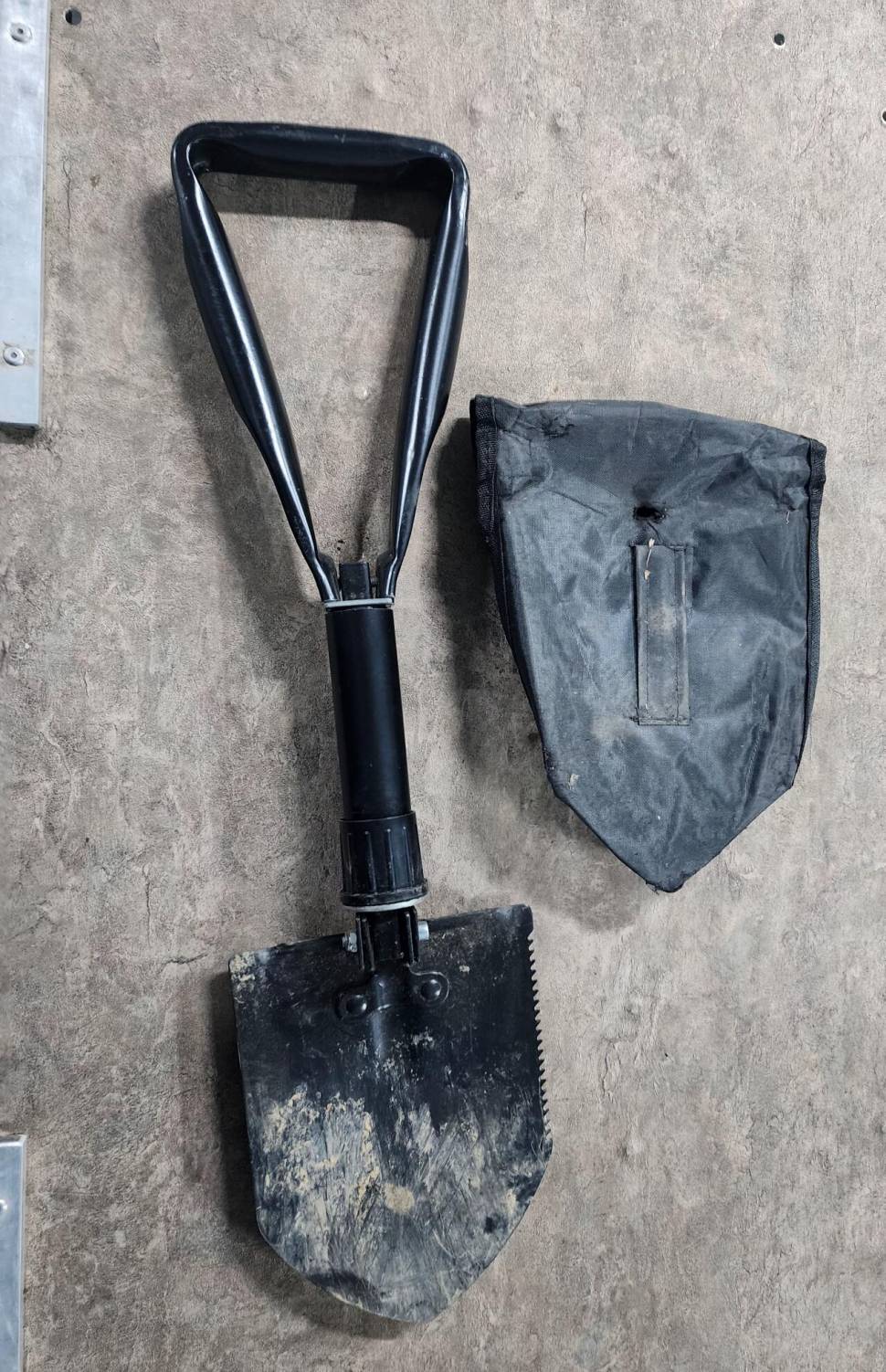 안전화 수평자 캠핑 소품 팝니다 (중고장터 - 비낚시용품)