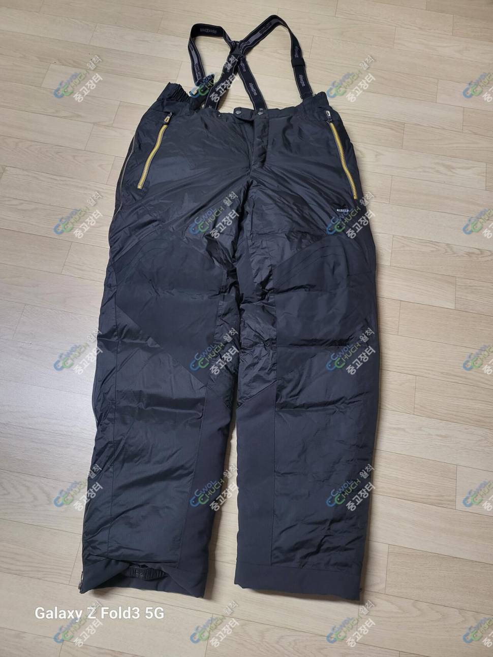 살레와900필검정거위털방한낚시바지신품바지 (중고장터 - 비낚시용품)