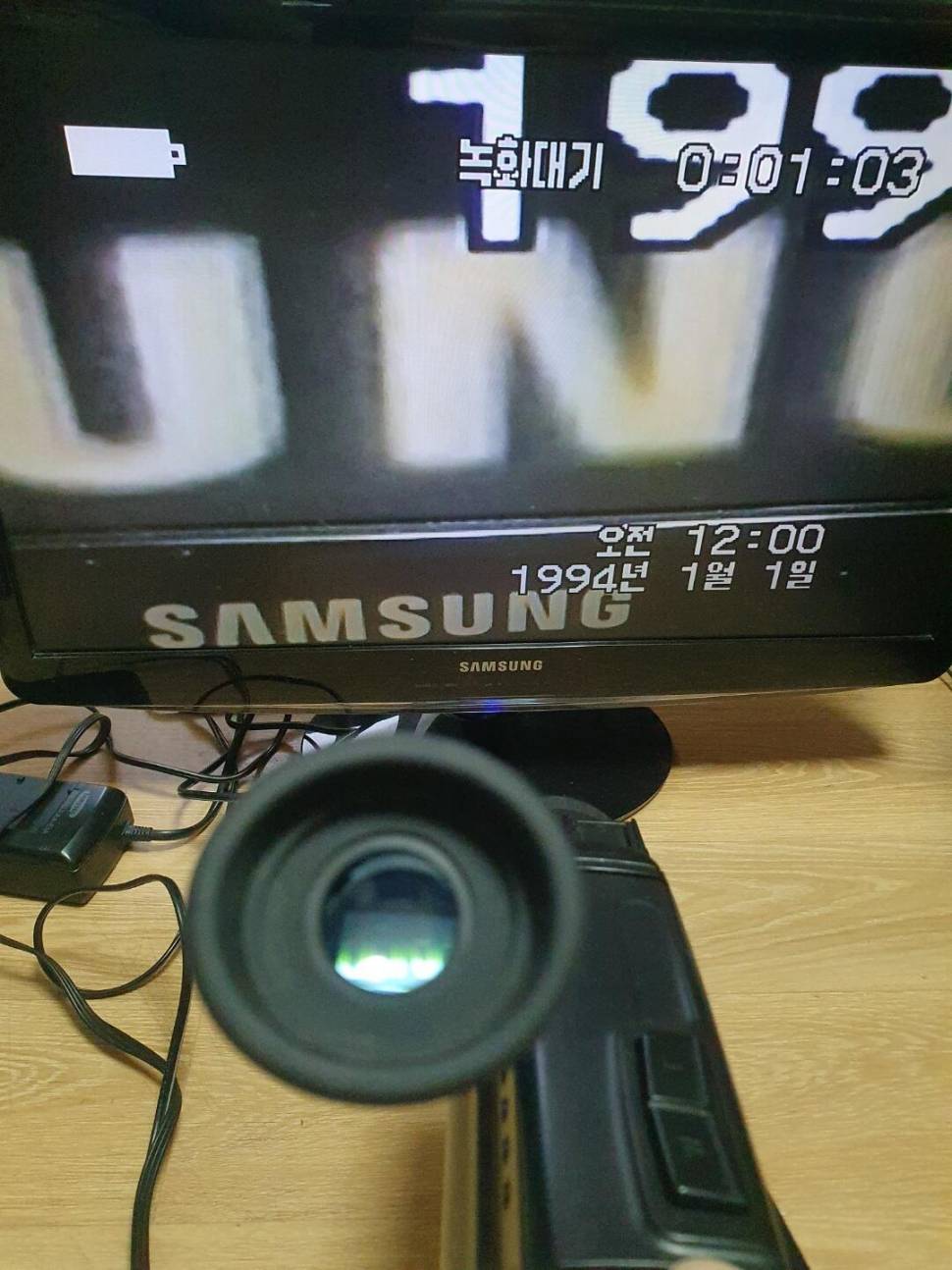삼성 SVU10 구형 8mm 캠코더 내놓습니다 (중고장터 - 비낚시용품)
