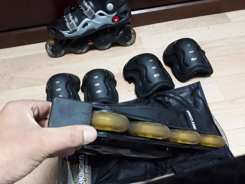 아르마니 익스체인지 정품 모자 외 몇가지 올립니다 (중고장터 - 비낚시용품)