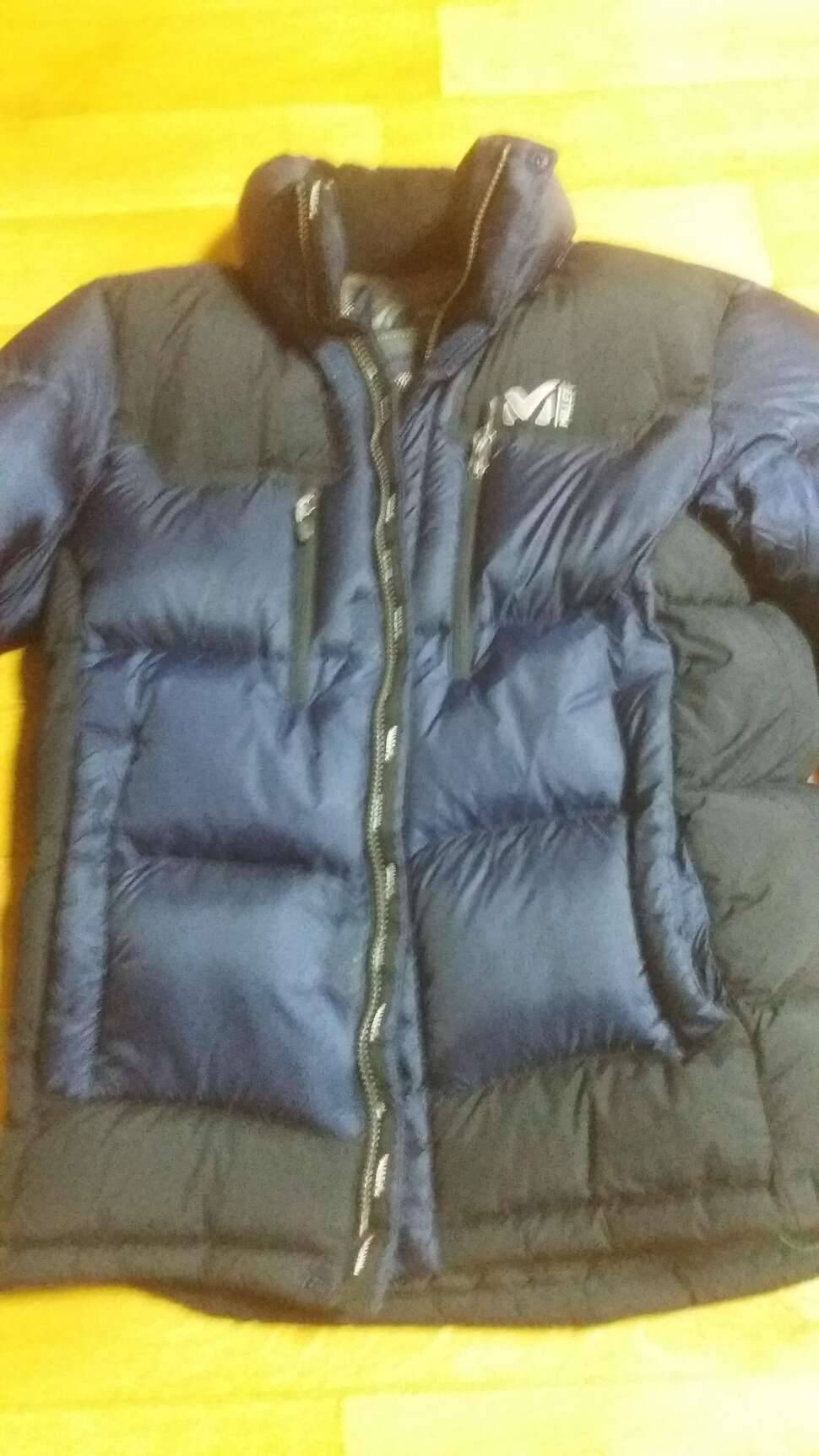 밀레구스다운과새제품일제 어머니구스조끼 (중고장터 - 비낚시용품)