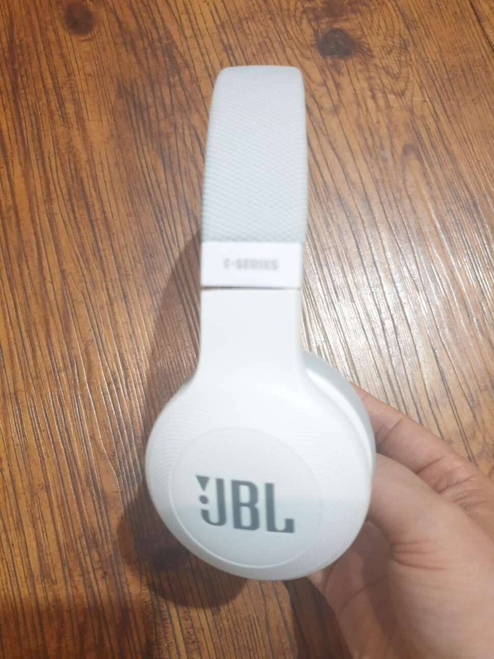 새제품 가격 조정 삼성컴퓨터와 jbl무선블르투스헤드폰 (중고장터 - 비낚시용품)