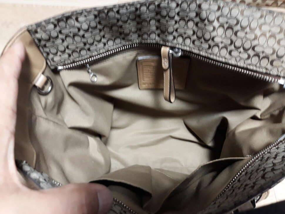 안녕하세요 오랜만에 단비가 내려서 참 좋은 날씨입니다 (중고장터 - 비낚시용품)