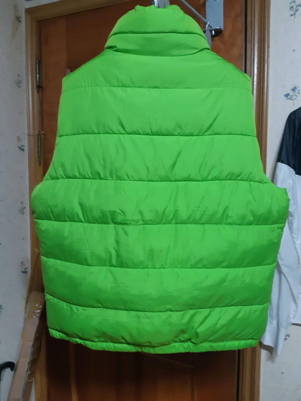 110105 홀리스터 패딩 조끼 판매합니다 (중고장터 - 비낚시용품)