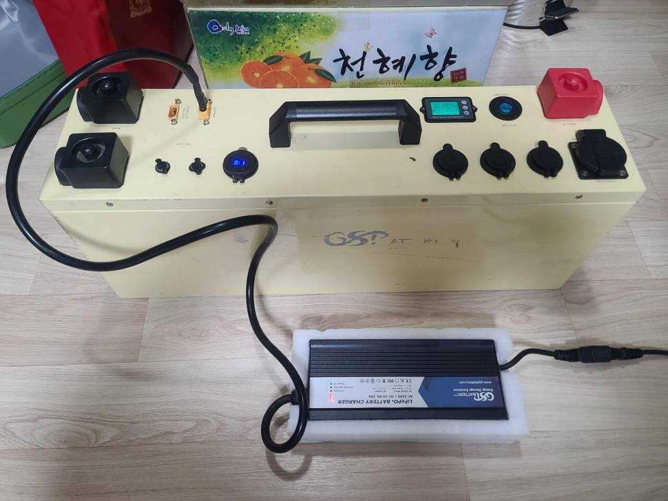 GSP 인산철 올인원 100A 파워뱅크 판매합니다 (중고장터 - 비낚시용품)