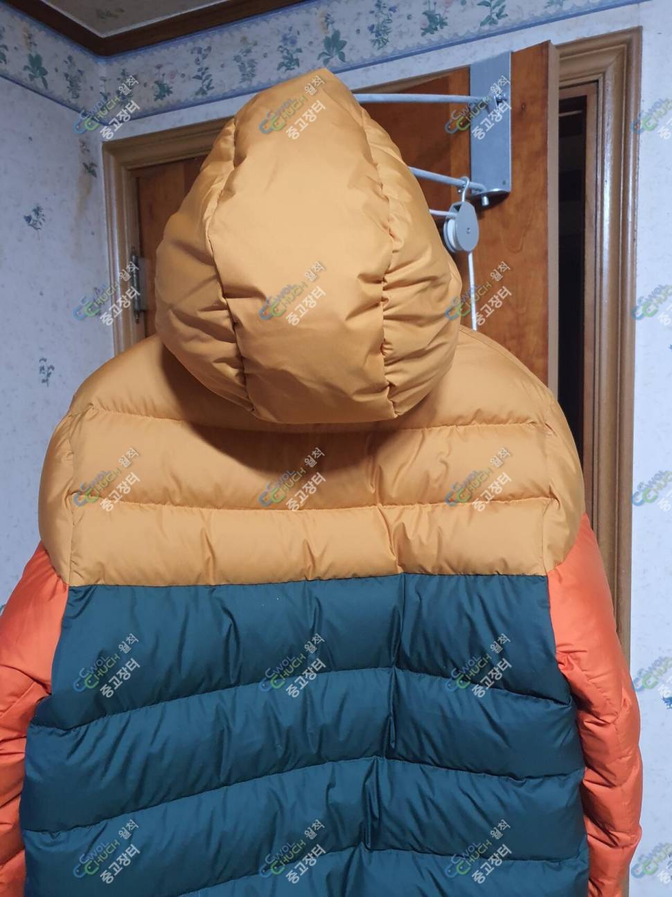 나이키 윈드러너 다운 패딩 (중고장터 - 비낚시용품)