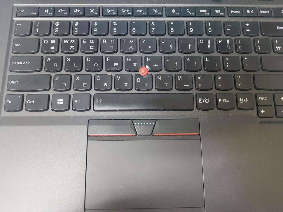 노트북 think pad싱크패드 X1 카본 I75500U 8G메모리 SSD 500G 팝니다개인 (중고장터 - 비낚시용품)