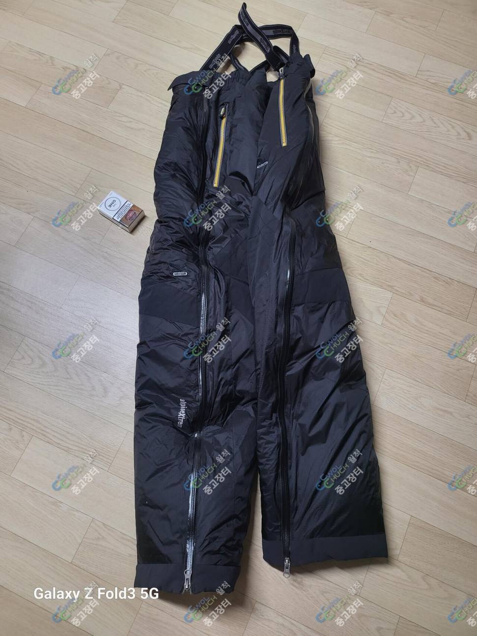 살레와900필검정거위털방한낚시바지신품바지 (중고장터 - 비낚시용품)