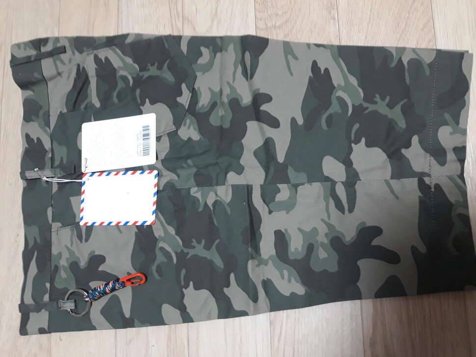 아디다스 운동화 및 셔츠와 몇가지 입니다 (중고장터 - 비낚시용품)
