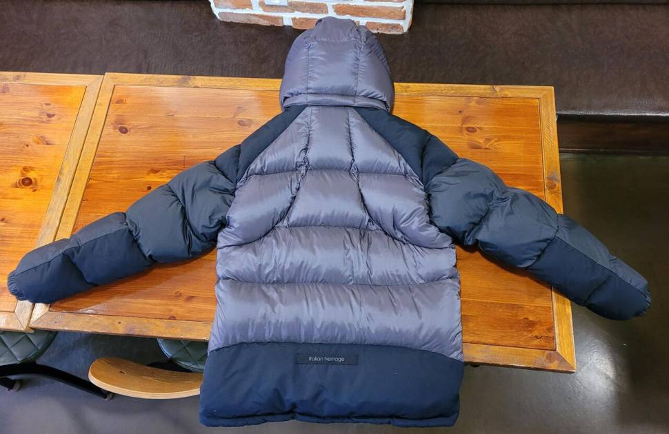 휠라 퍼텍스 다운패딩 팝니다 (중고장터 - 비낚시용품)