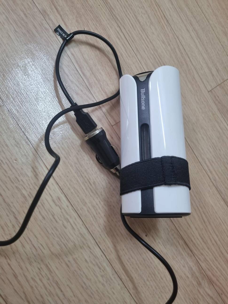 불스원 차량용 공기청정기 (중고장터 - 비낚시용품)