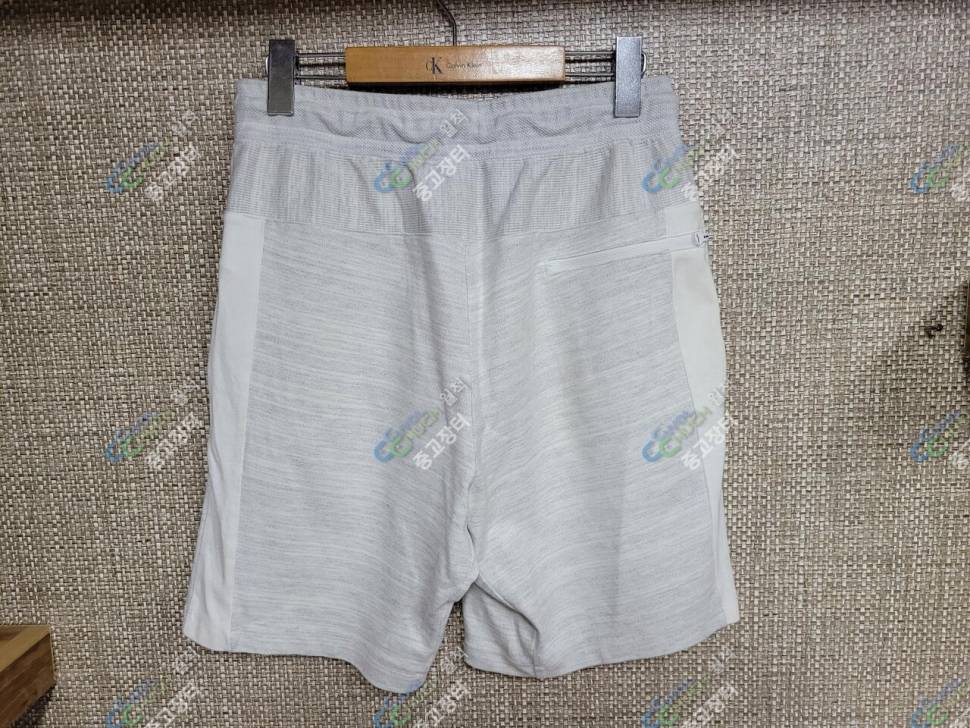 M3032인치 나이키 반바지 휠라 반팔 카라티 (중고장터 - 비낚시용품)