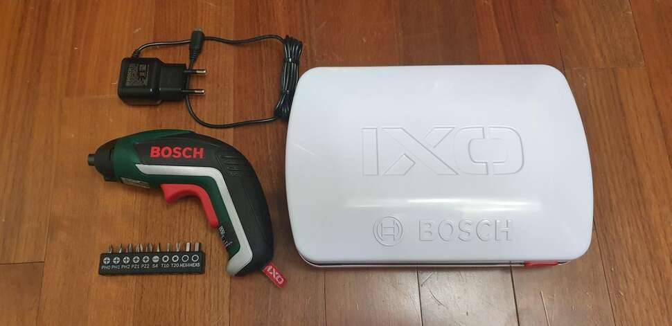 보쉬IXO5세대 36v스크루드라이버 분양합니다 (중고장터 - 비낚시용품)
