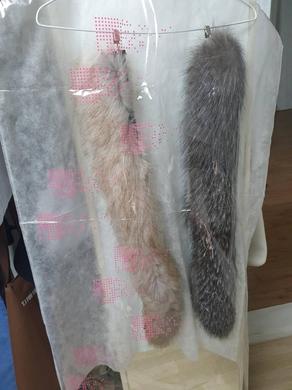 숏 후드 구스다운점퍼 (중고장터 - 비낚시용품)