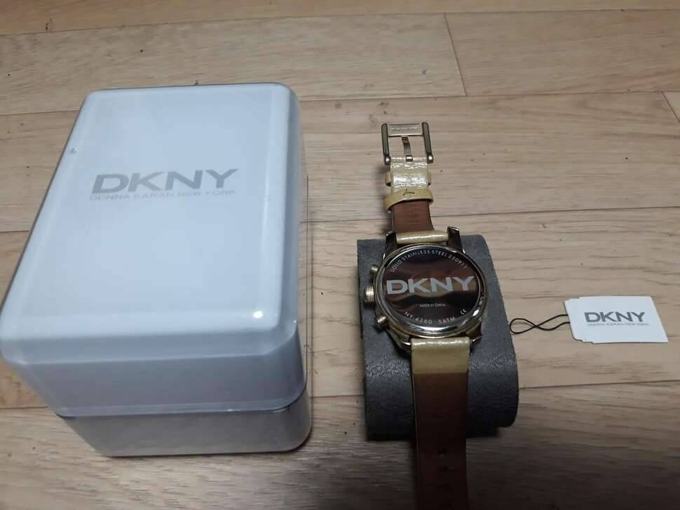 DKNY 정품 오리지널 시계입니다 그리고 그외 몇가지 빠르게 정리합니다 (중고장터 - 비낚시용품)