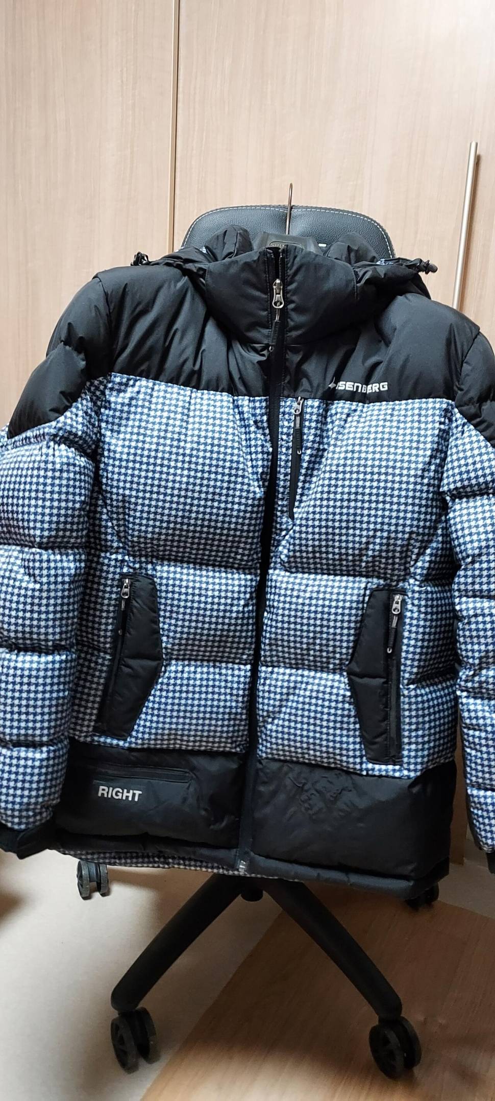 패딩몇점 정리합니다 (중고장터 - 비낚시용품)