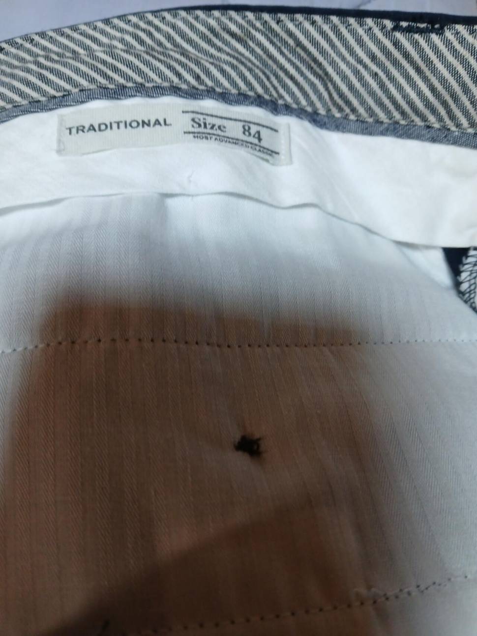 빈폴 33인지 케어라벨 데님 31인지 (중고장터 - 비낚시용품)